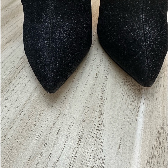 EUC Jewl Badgley Mischka Black Romance Booties - Picture 4 of 9